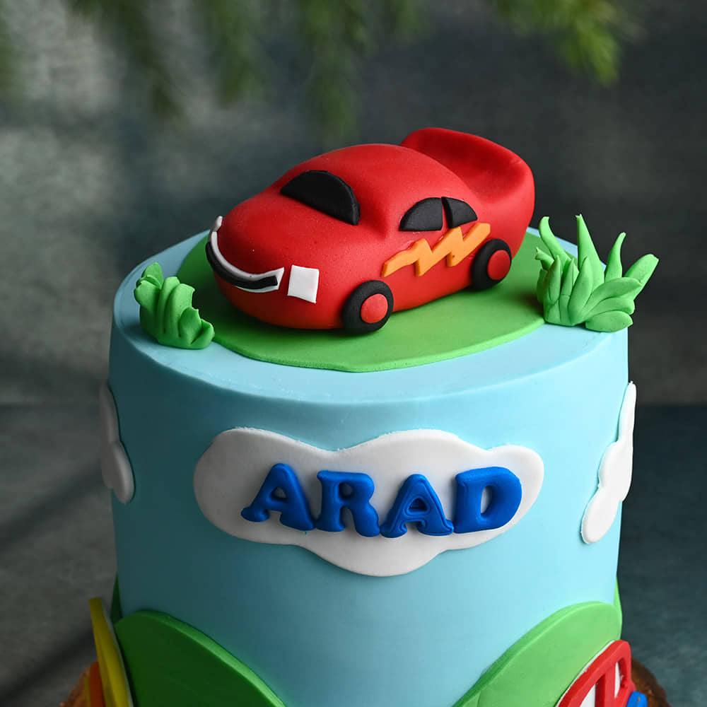 Front View of Cartoon Travel Car Fondant Cake