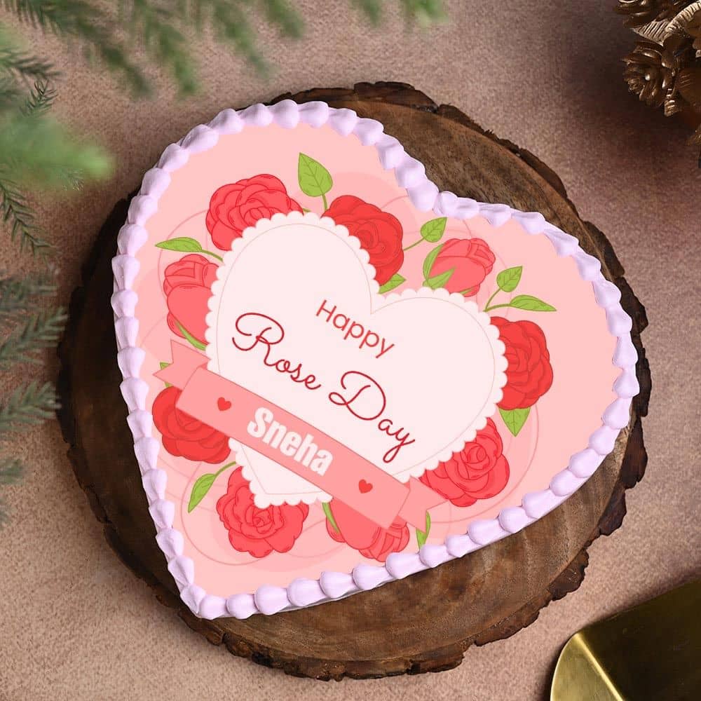Top View of Heartfelt Rose Day Cake
