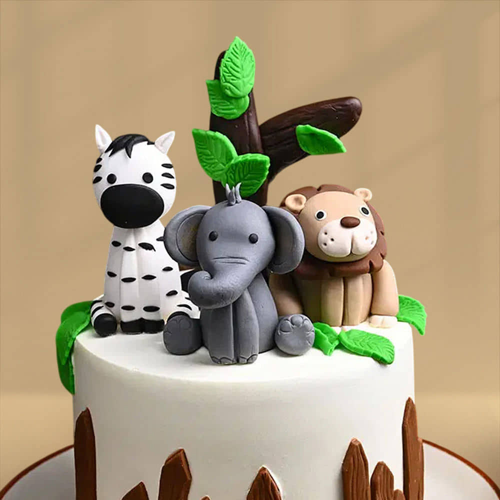 Top View of Jungle Jamboree Cake