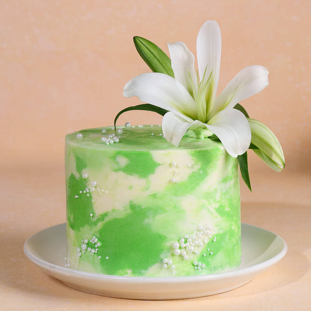 Lily N Pearls Cake