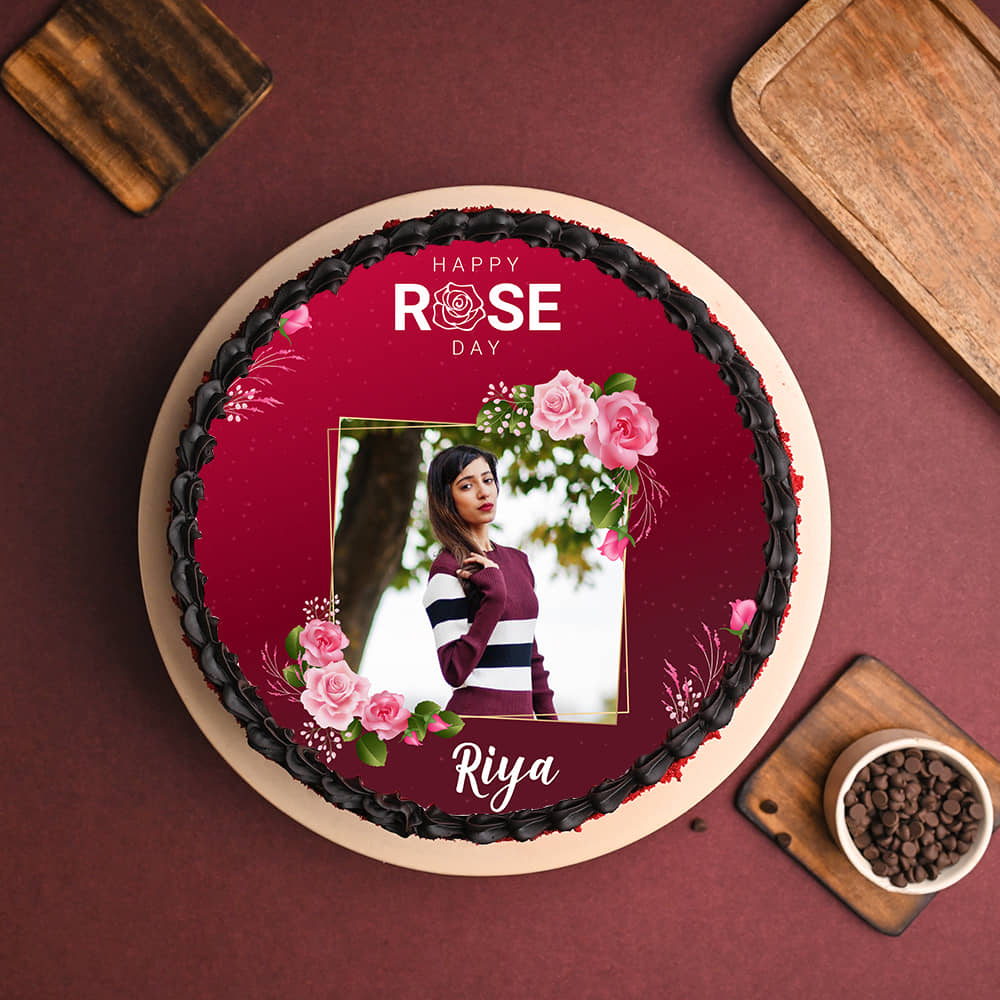 Top View of Rose Day Photo Cake