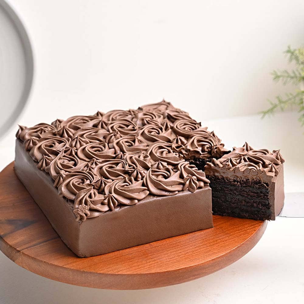 Zoomed View of Rosy Swirls Chocolate Cake