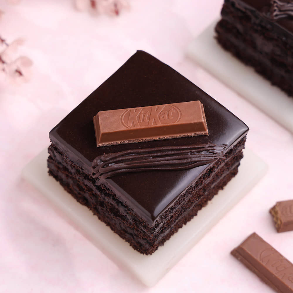 Top View of Choco Truffle Pastry Made With KitKat