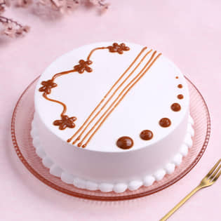 Round Vanilla Caramel Cake