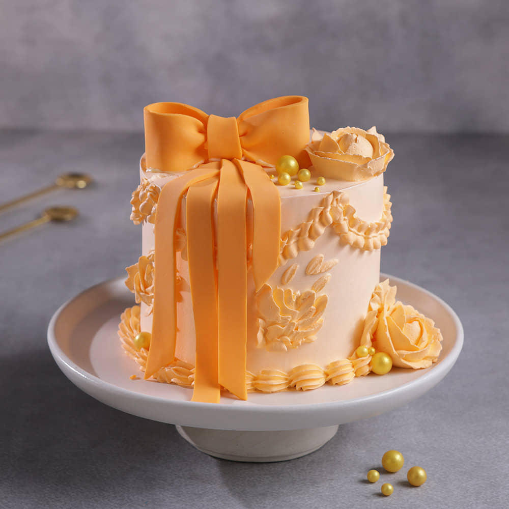 Front View of Bow N Bloom Cake