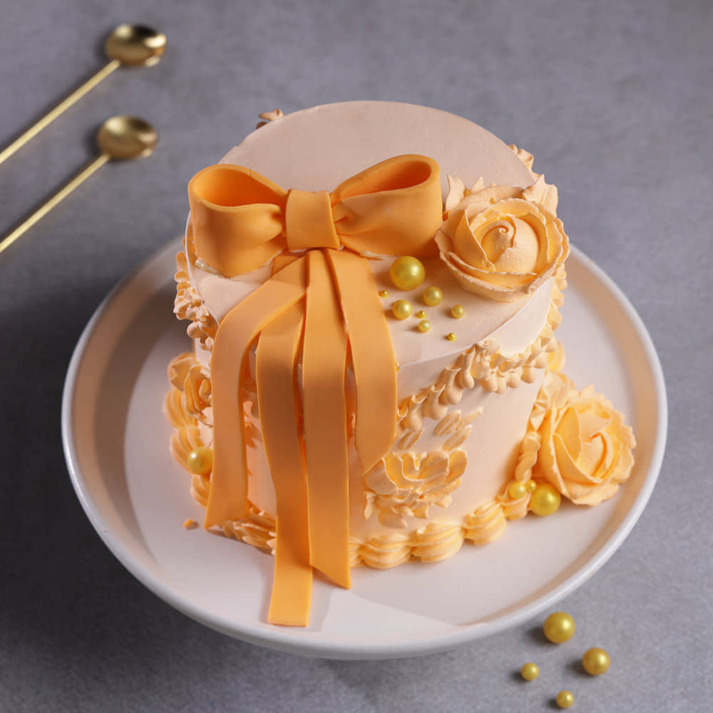 Top View of Bow N Bloom Cake